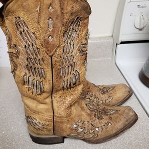 Womans holographic inlay coral boots